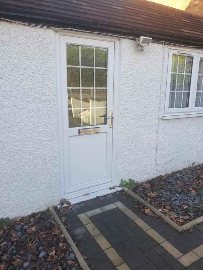 Apartmán Chantilly Ickenham Exteriér fotografie
