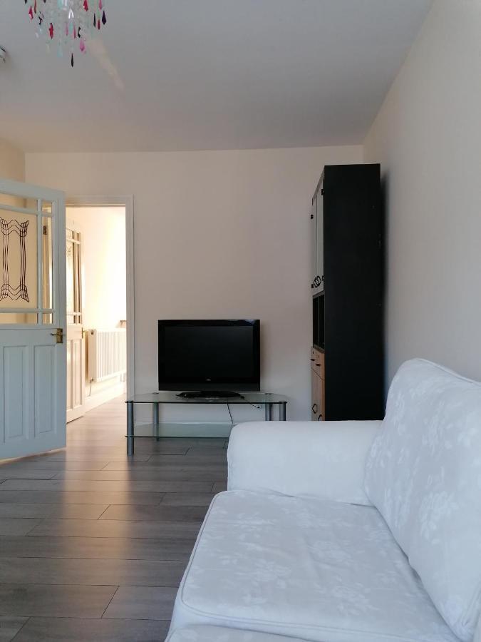 Apartmán Chantilly Ickenham Exteriér fotografie